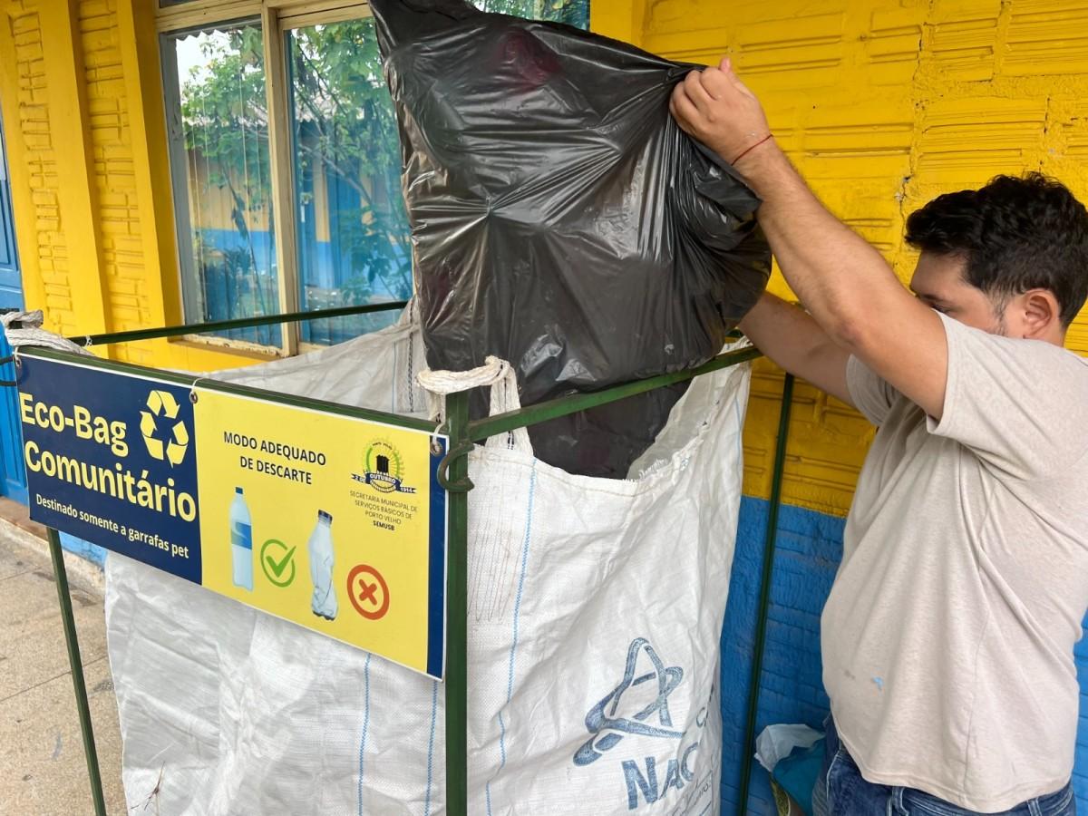 Ecobags para coleta de garrafas PET são doadas pela prefeitura