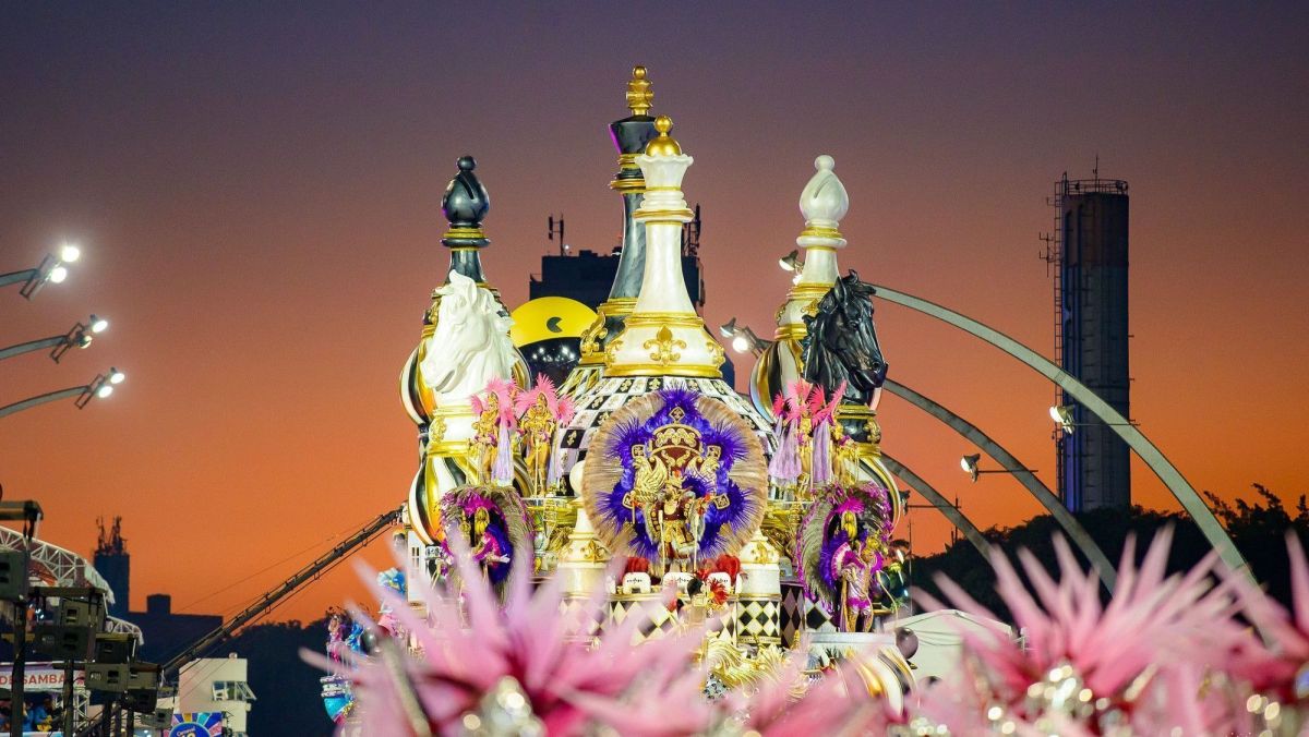 Enquete: qual escola de samba você acha que merece ganhar o Carnaval em SP?