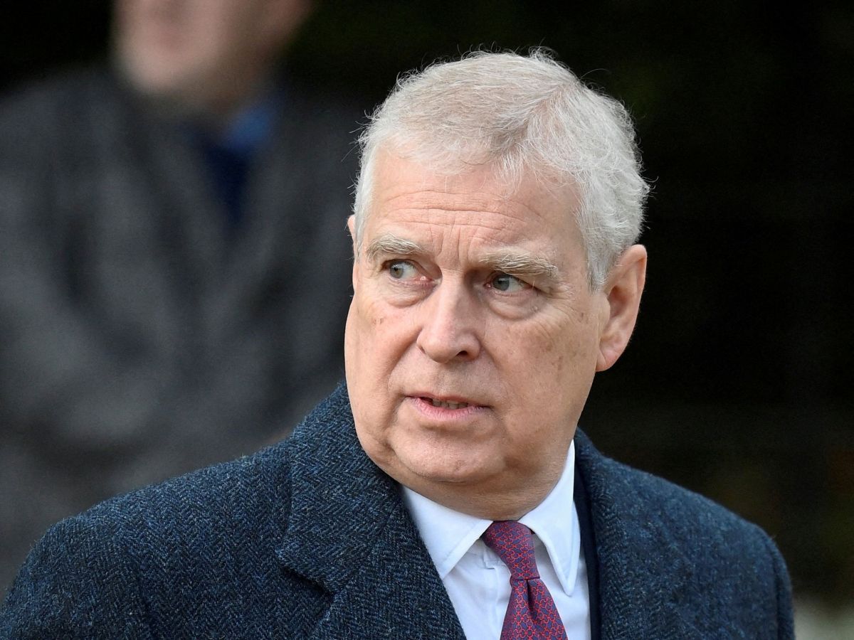 Ex-príncipe Andrew sai de mansão real após novos arquivos do caso Epstein