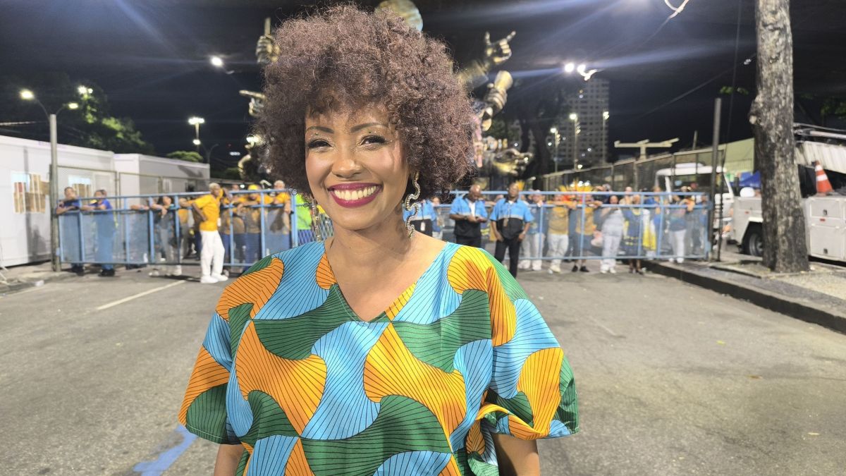 Isabel Fillardis defende valorização de heróis negros