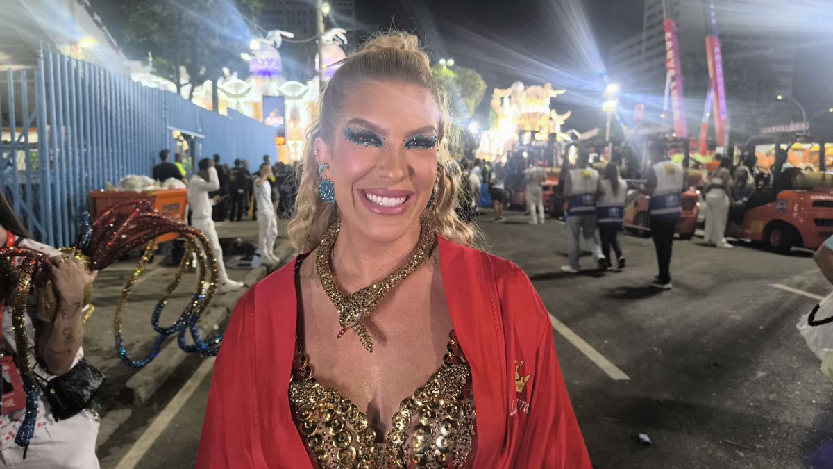 Lore Improta celebra homenagem a mestre Ciça na Viradouro