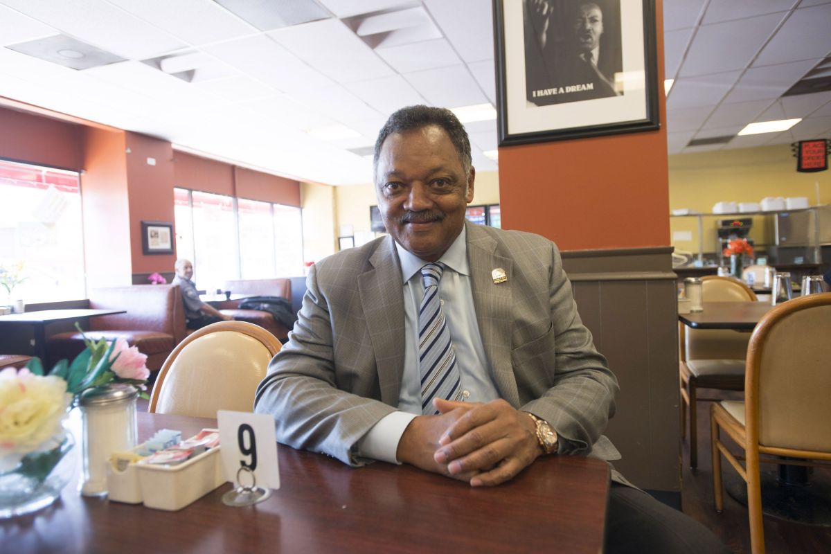 Morre Jesse Jackson, líder dos direitos civis nos EUA, aos 84 anos