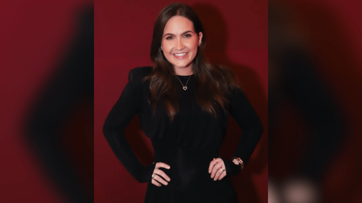 Mulher de Henrique, da dupla com Juliano, é solta após pagar fiança nos EUA