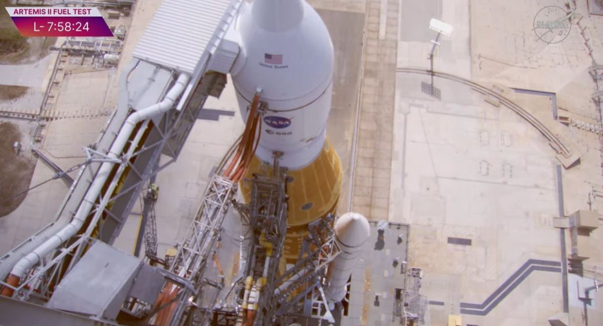 Nasa faz teste crucial do foguete Artemis II para definir lançamento; veja