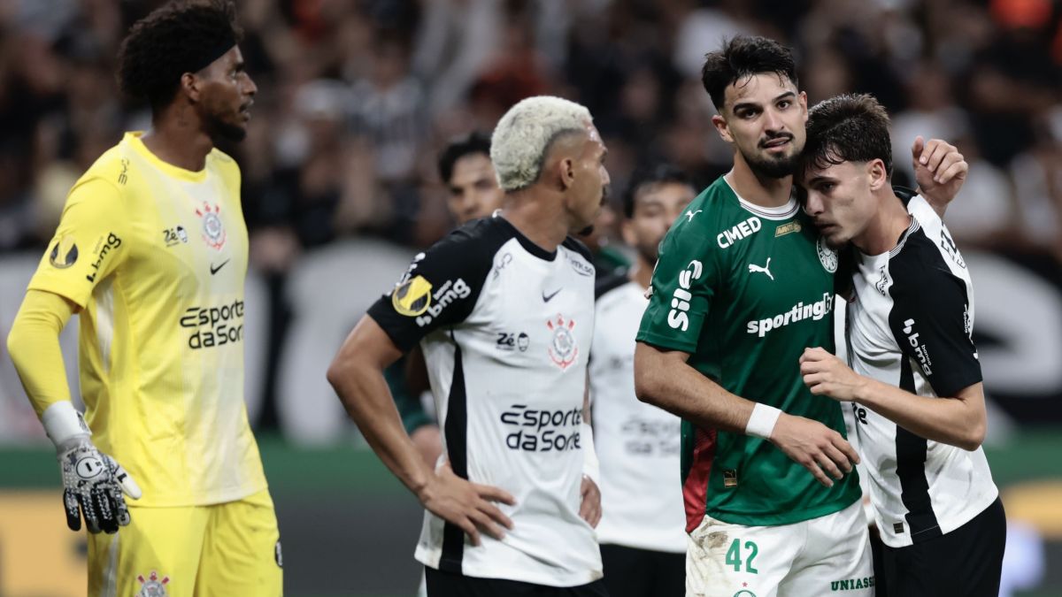 Titular do Corinthians dispara contra jogadores do Palmeiras: “Hipócritas”