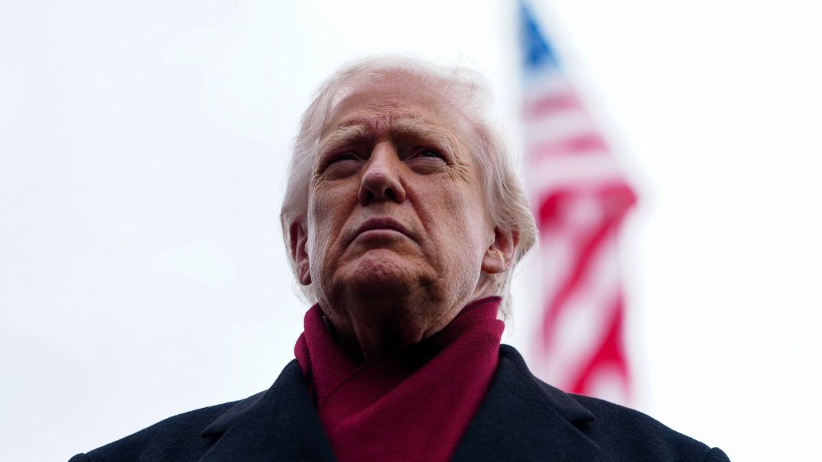 Trump diz que está considerando fazer ataque limitado contra o Irã