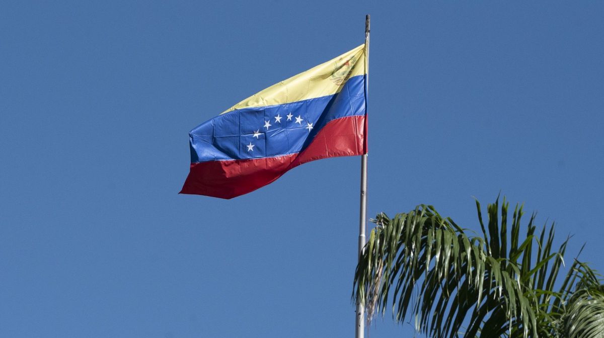 Venezuela condena os ataques ao Irã e as represálias iranianas