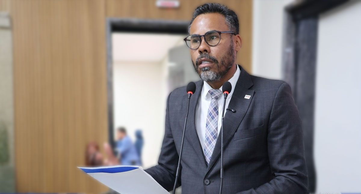 Vereador Dr. Santana garante continuidade de programas educacionais em Porto Velho