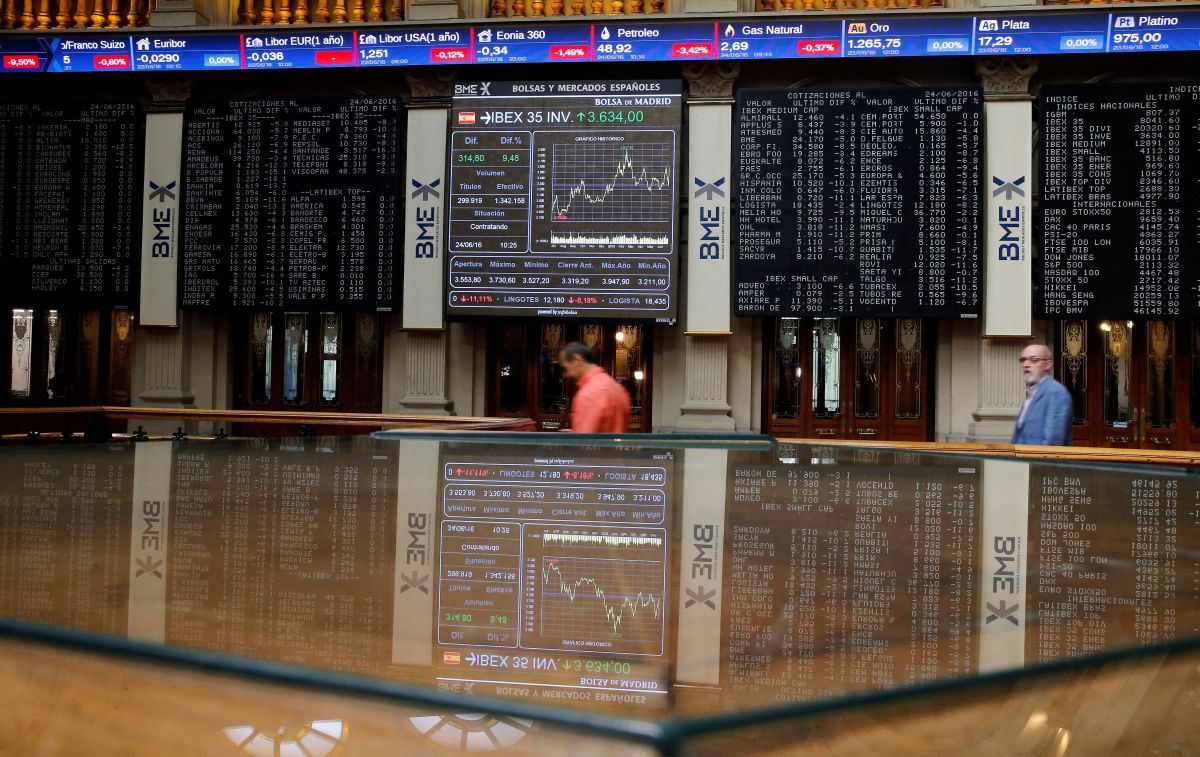 Bolsas da Europa fecham em queda com petróleo e incertezas