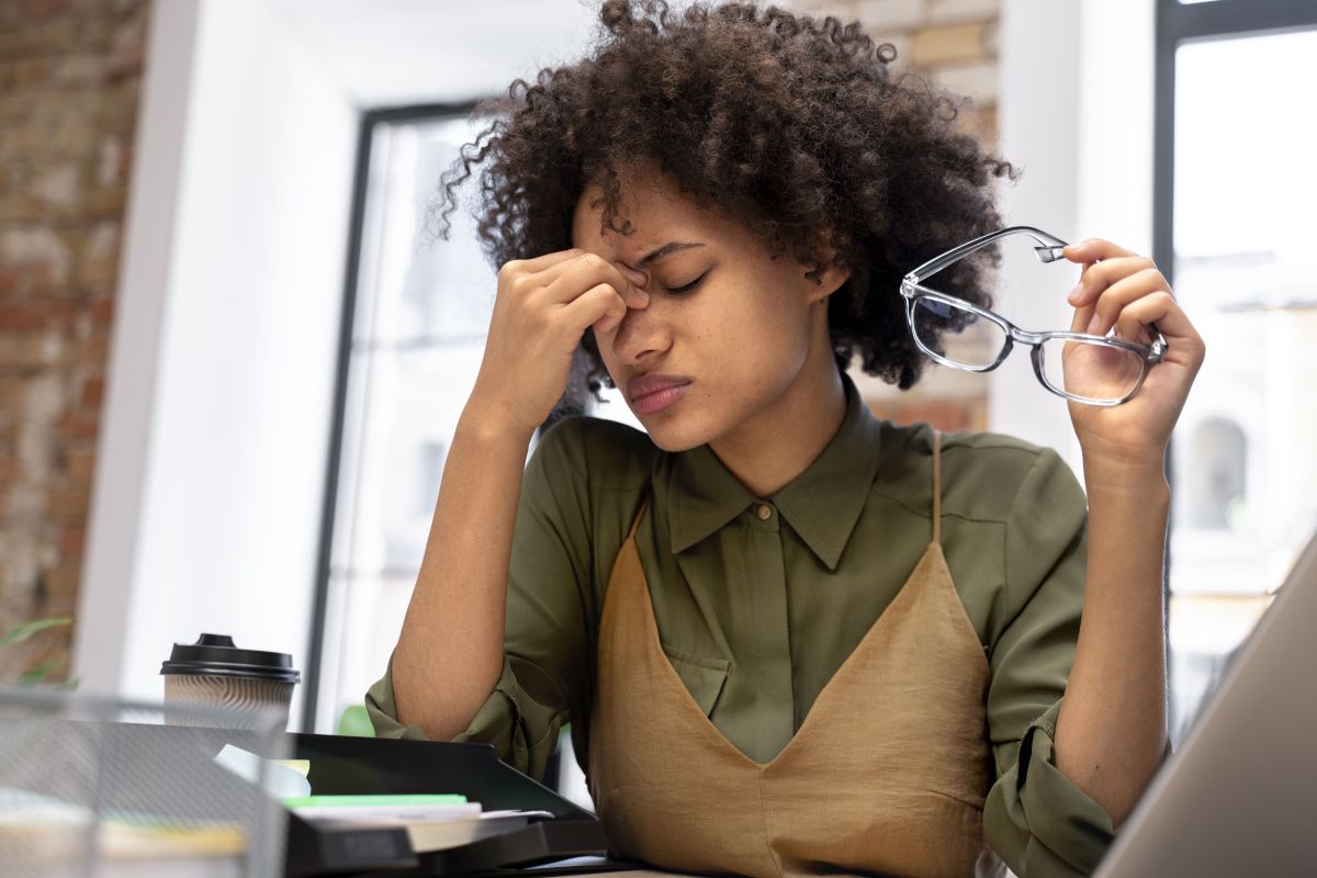 Burnout vai além da sobrecarga de trabalho, dizem especialistas a Dr. Kalil