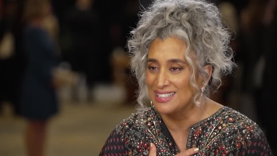 Conheça Geeta Gandbhir, diretora indicada ao Oscar por filmes diferentes
