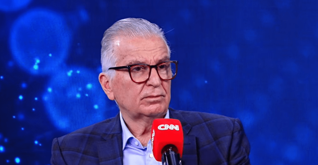 É possível doar até 70% do fígado explica médico a Dr. Kalil