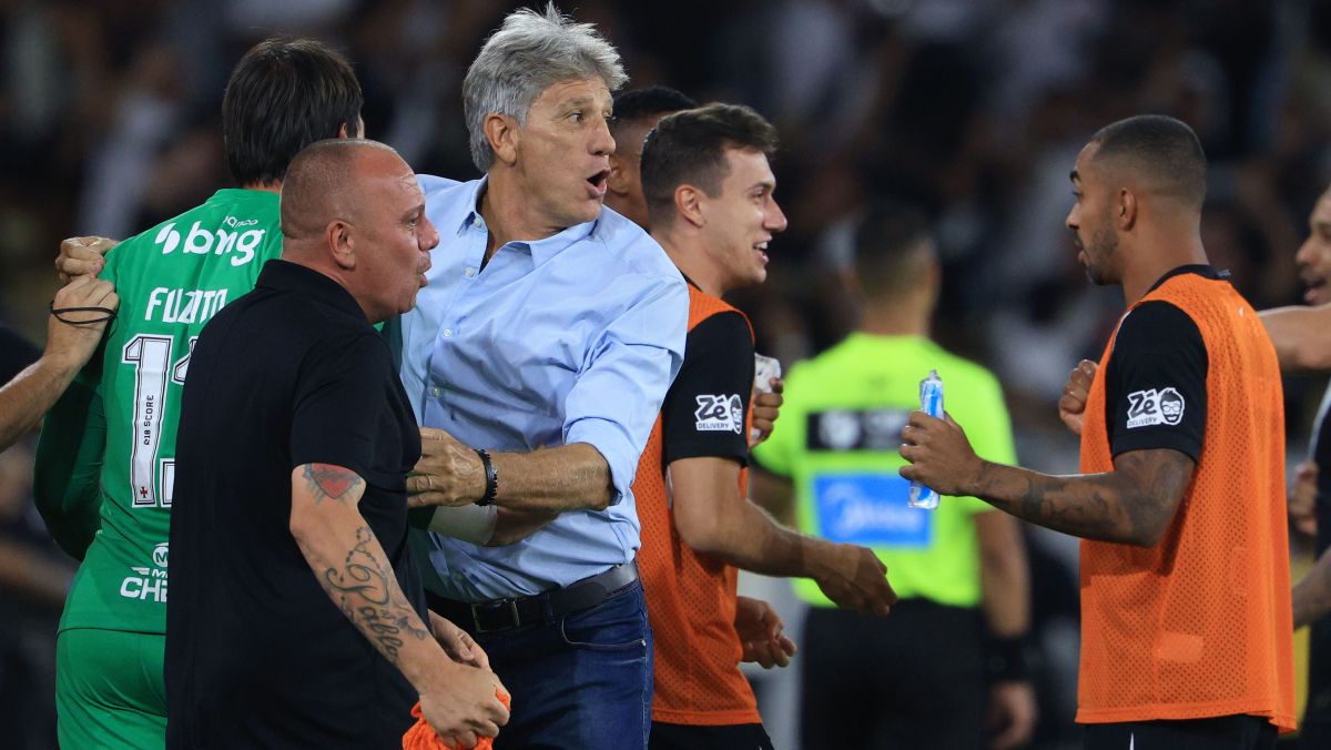 Embalado com Renato Gaúcho, Vasco encara o Grêmio em São Januário