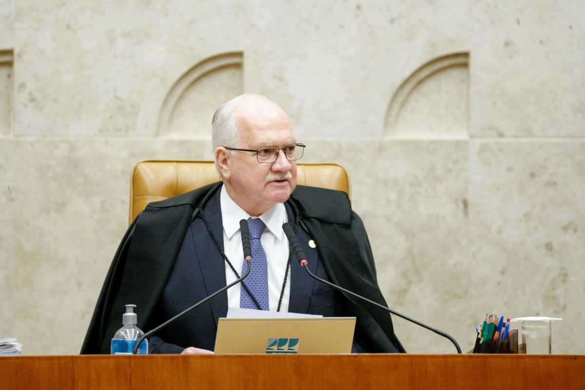 Fachin dá recado a colegas do STF em meio a caso Master