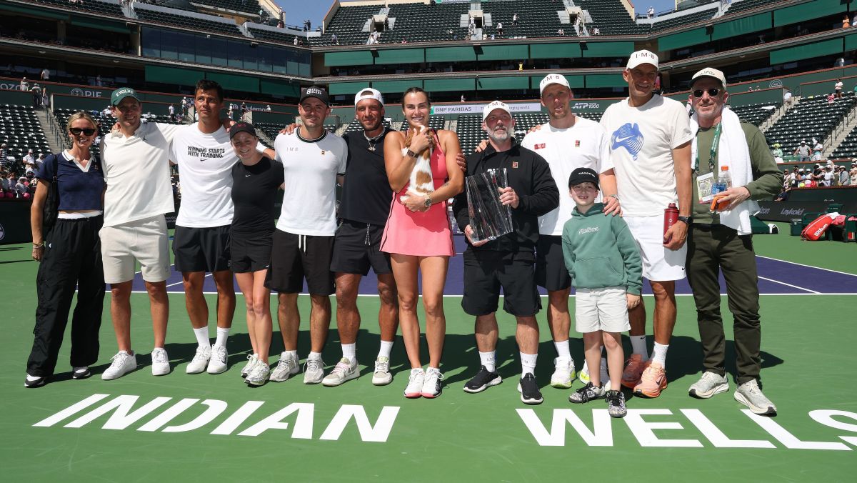 Indian Wells: Sabalenka agradece a noivo brasileiro e cita pet após título