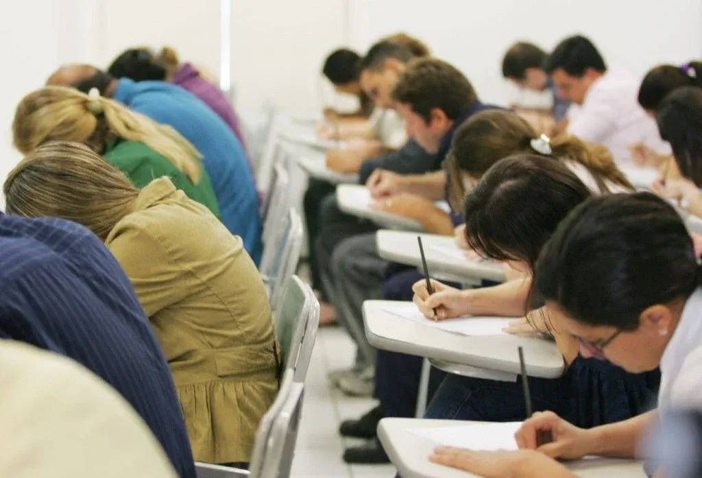 Prefeitura abre novo edital para professores com salário de mais de R$ 5 mil