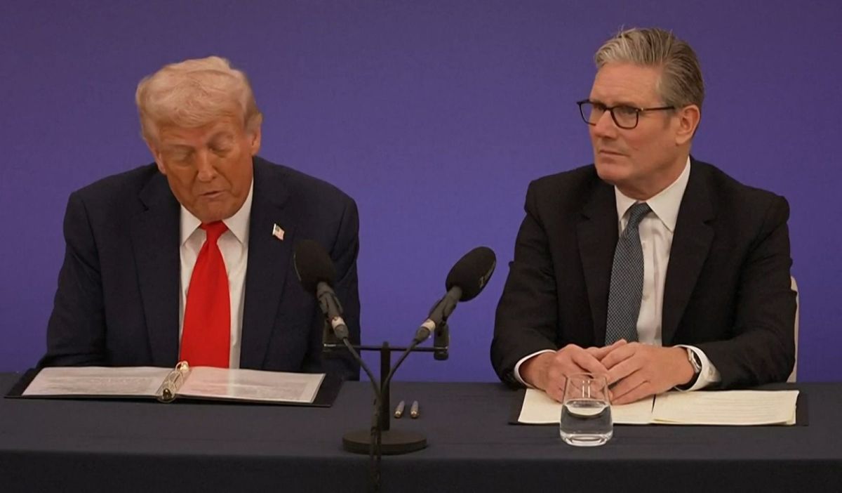 Premiê do Reino Unido e Trump discutem crise do Estreito de Ormuz