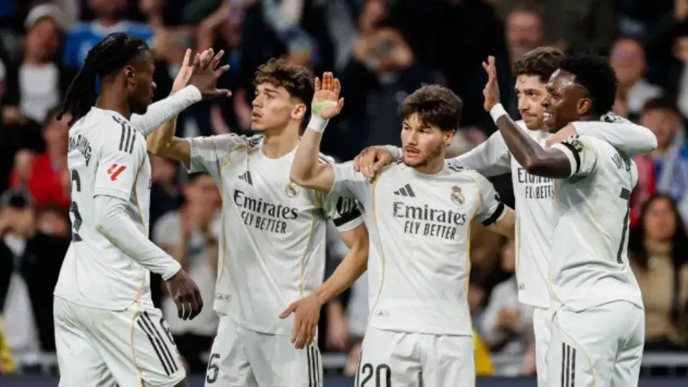 Real Madrid goleia Elche e pressiona Barcelona no Campeonato Espanhol
