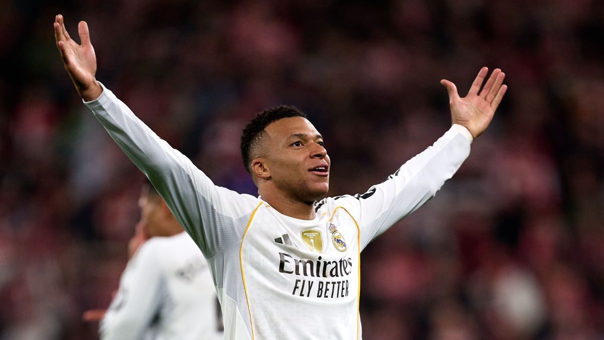 Real Madrid: Mbappé cita Cristiano Ronaldo e Di Stéfano ao rebater críticas
