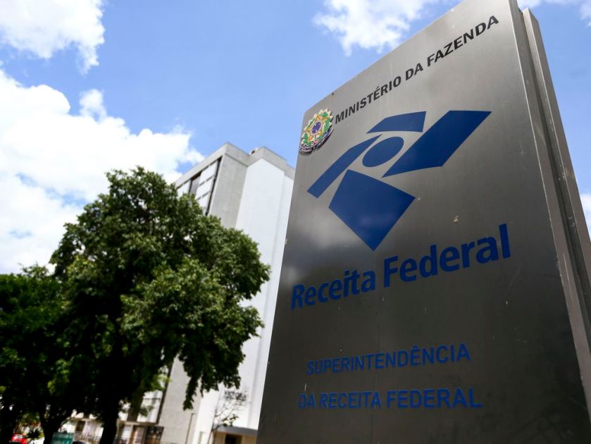 Receita Federal anuncia regras do IR 2026 na segunda-feira (16)