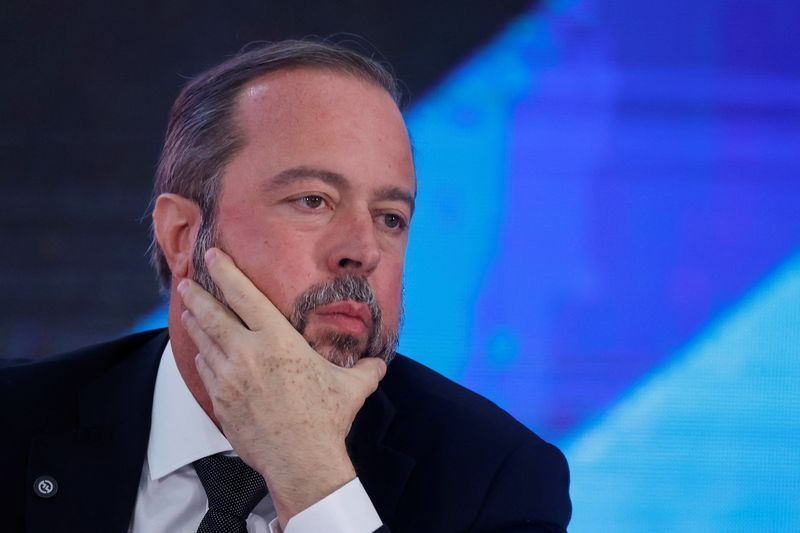 Silveira deve permanecer no governo após pedido de Lula