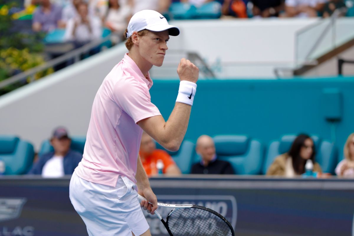 Sinner supera Lehecka e chuva para ser campeão do Miami Open pela 2ª vez