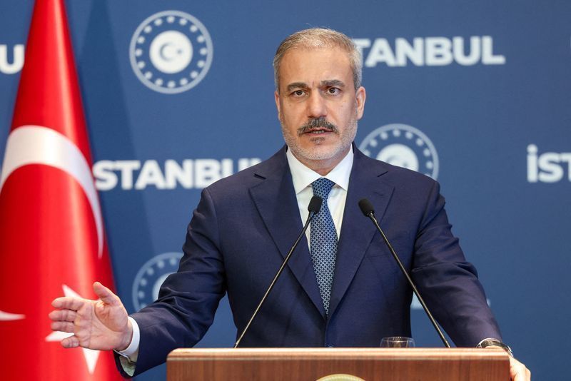 Turquia intensifica esforços diplomáticos para acabar com guerra no Irã