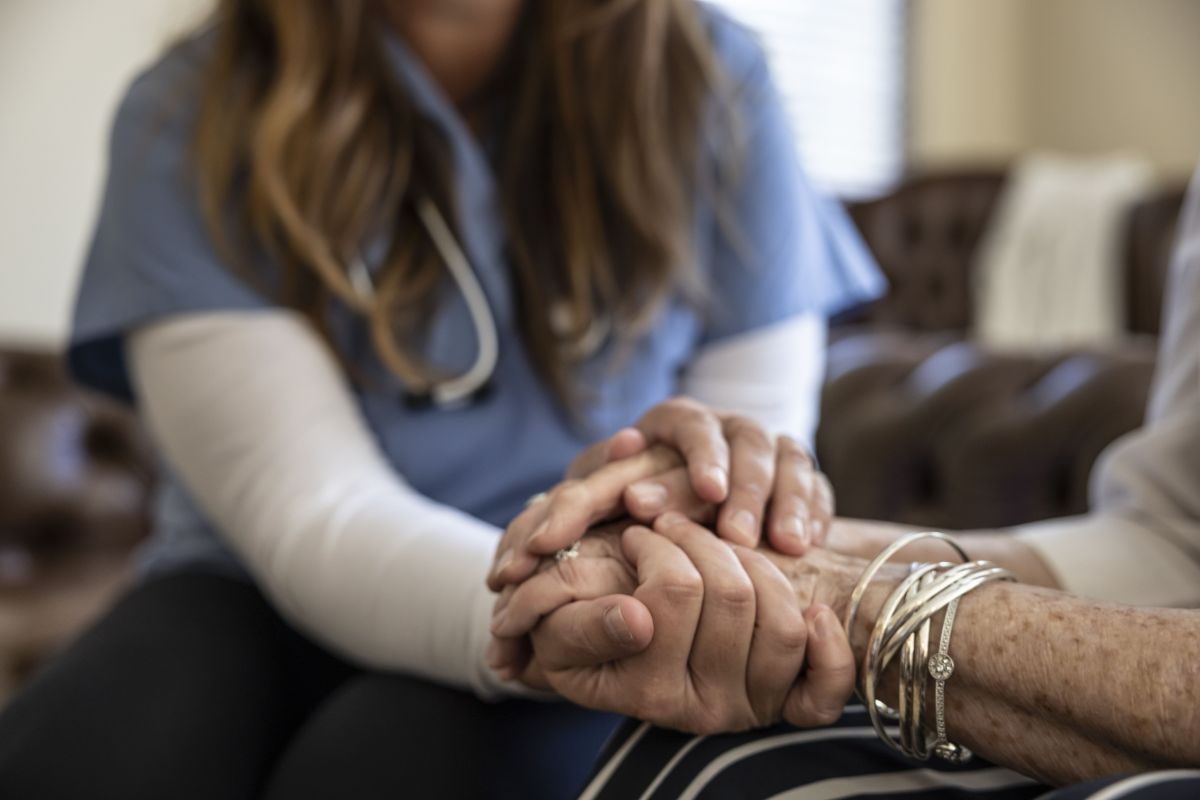UFSCar abre vagas remanescentes para especialização em cuidados paliativos