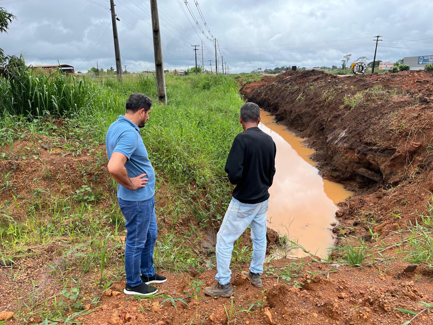 Vereador Márcio Pacele cumpre agenda em Vista Alegre do Abunã e ouve demandas da comunidade