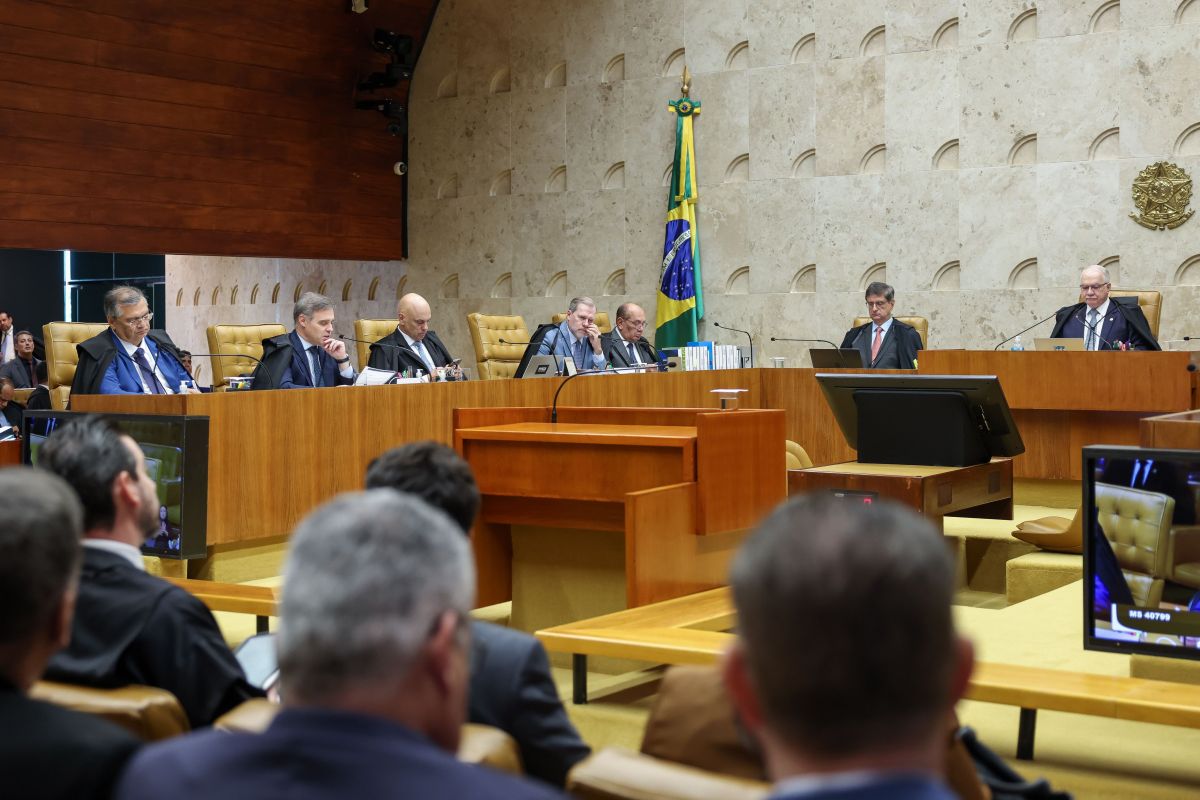 Waack: STF trava CPMI do INSS e enquadra investigações