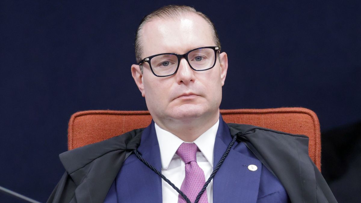 Zanin suspende eleição indireta para governo do Rio