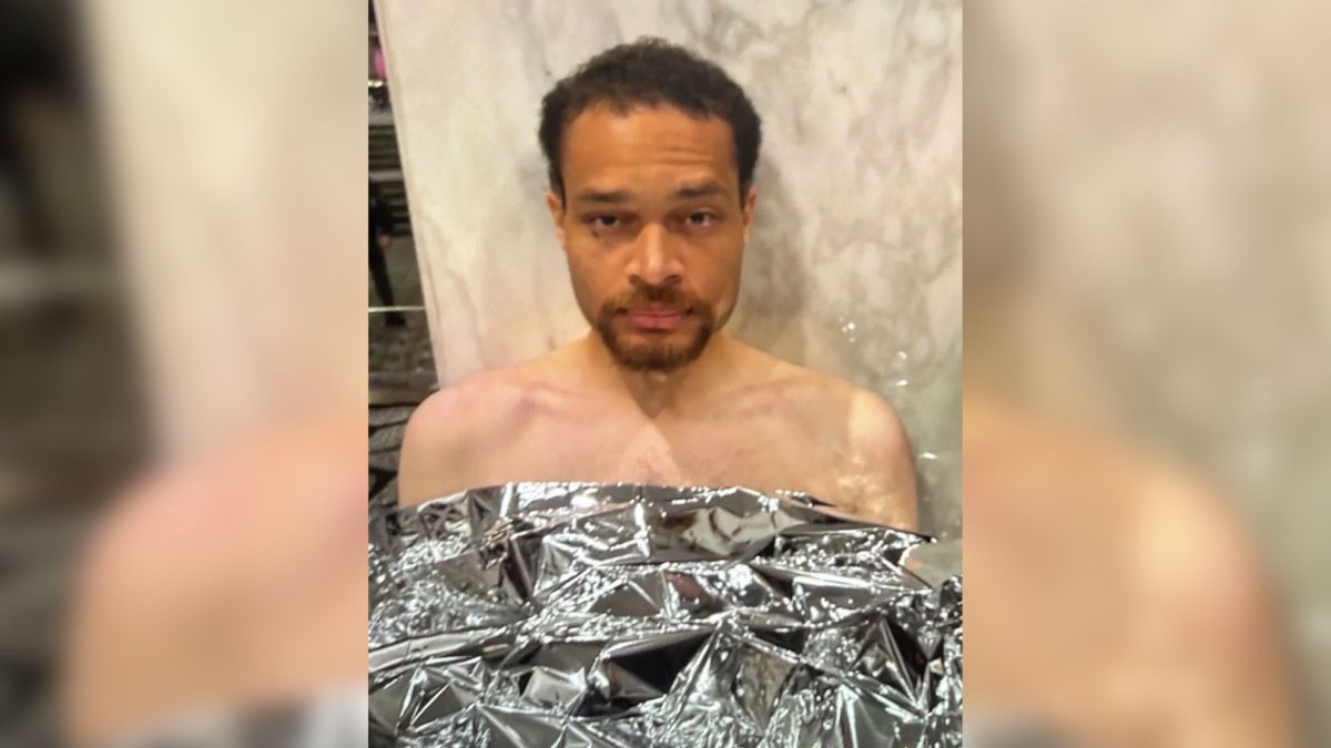 Acusado de tentar matar Trump em jantar deve ficar em prisão temporária