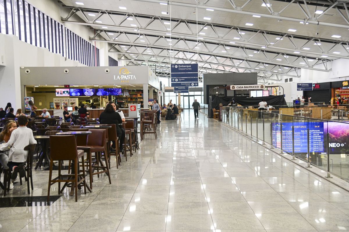 Aeroportos caçam projetos comerciais bilionários após mudança de regra