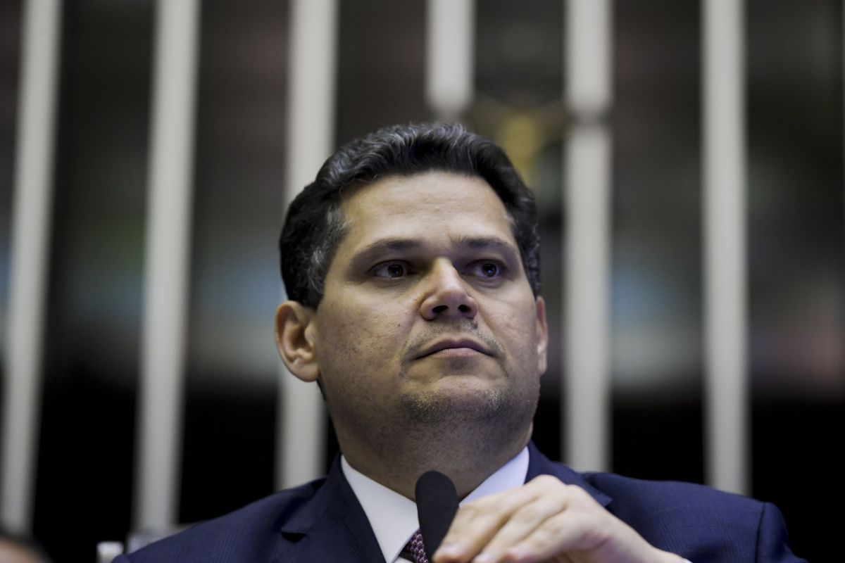 Análise: Com rejeição de Messias, Alcolumbre redesenha própria sucessão