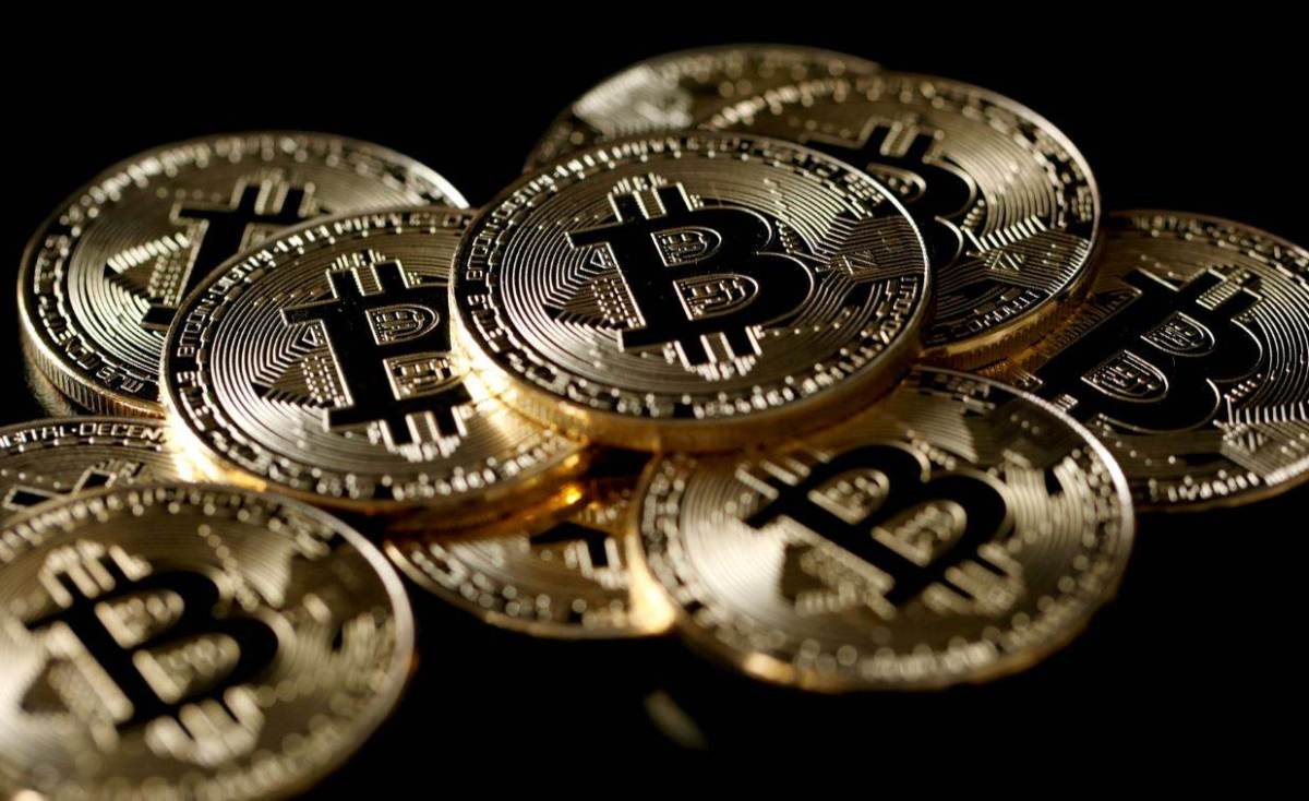 Bitcoin cai com manutenção de juros do Fed e impasse entre EUA e Irã