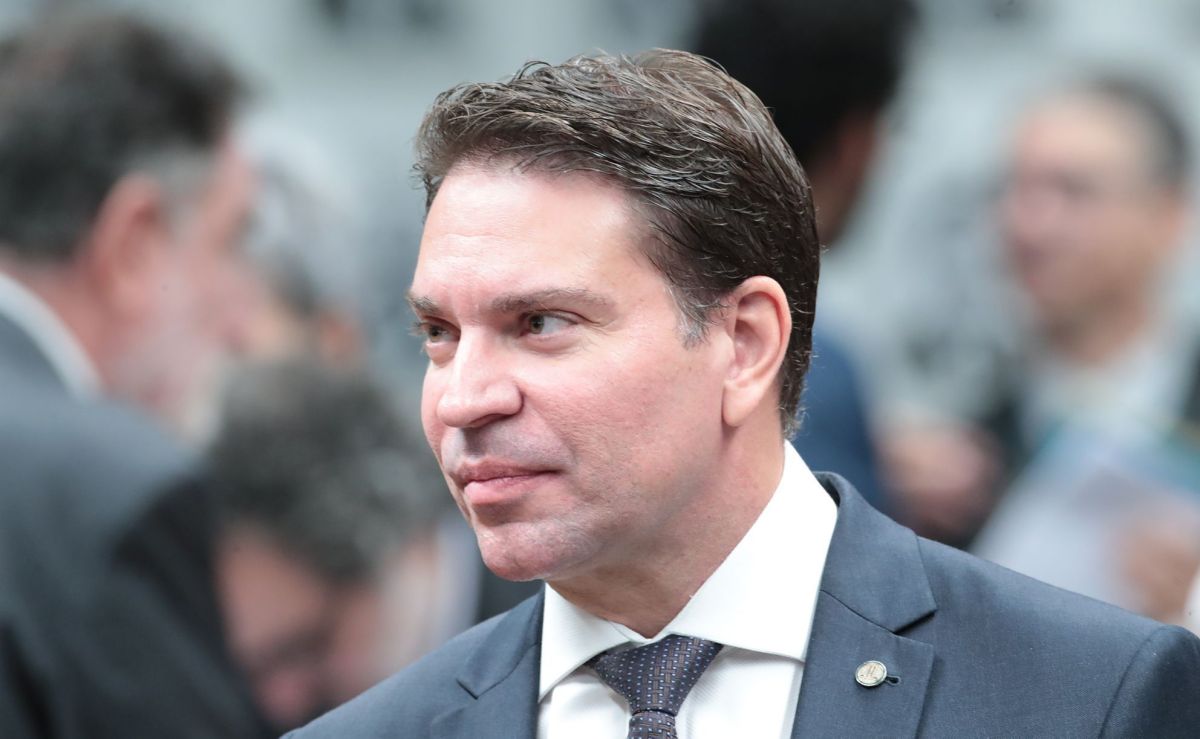 Bolsonarismo eleva aposta em asilo de Ramagem