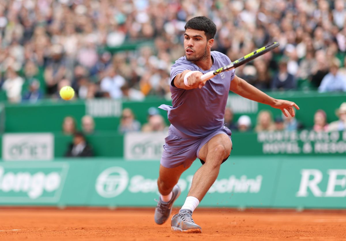 Carlos Alcaraz elogia Sinner e brinca: “Não sei se assistiu meus vídeos”