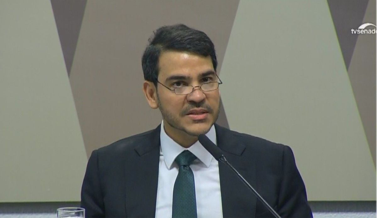 Com rejeição de Messias, oposição celebra derrota histórica do governo