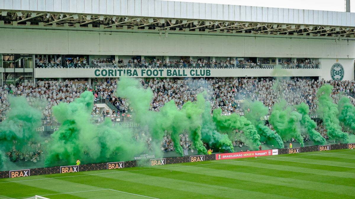 Coritiba x Atlético-MG: escalações e onde assistir ao jogo do Brasileirão