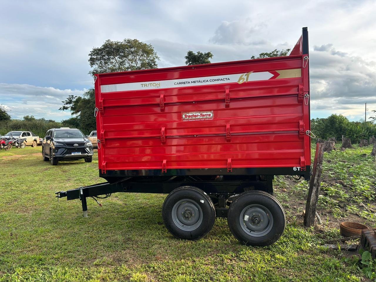 Deputado Alan Queiroz fortalece agricultura de Ji-Paraná com a entrega de implementos agrícolas