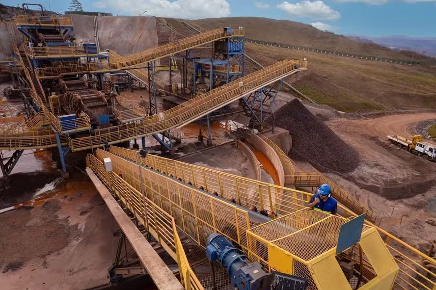 Holding mineira Cedro vende participações na Biomm e na Latache