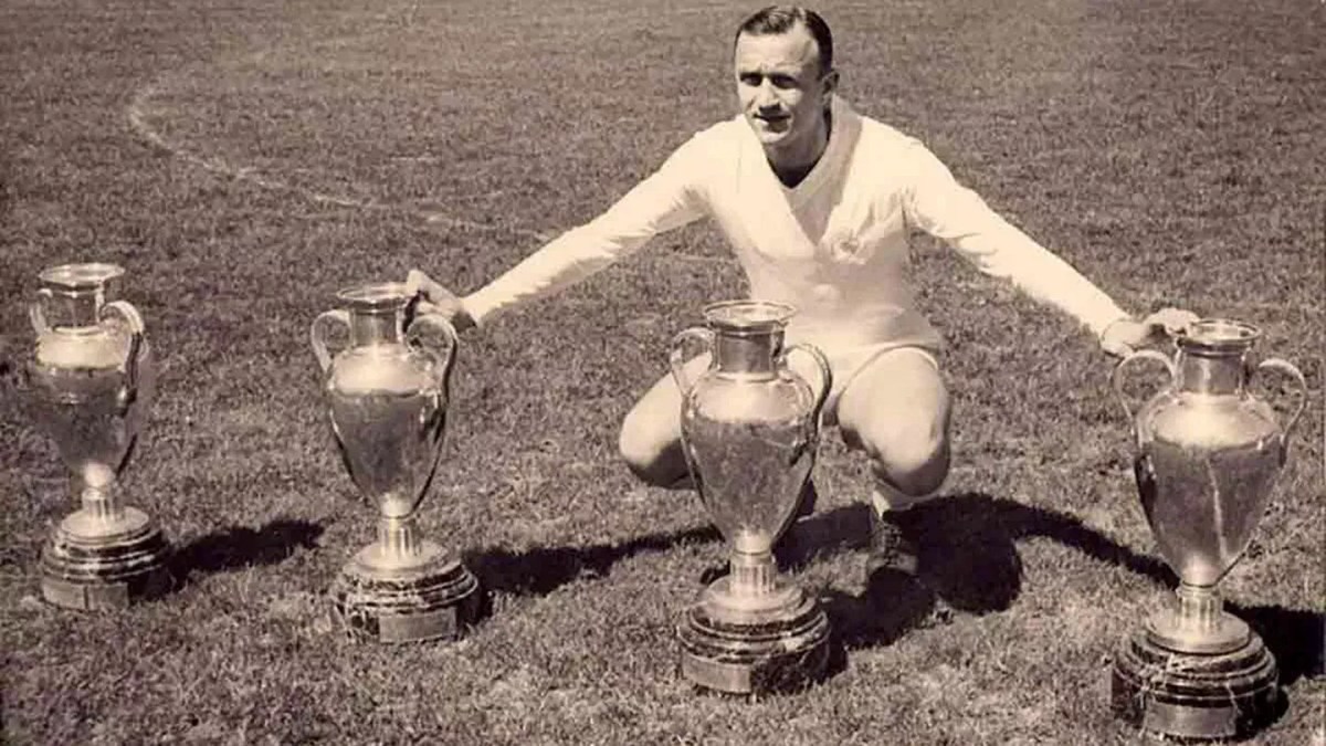 Ídolo do Real Madrid, tetracampeão europeu Santamaría morre aos 96 anos