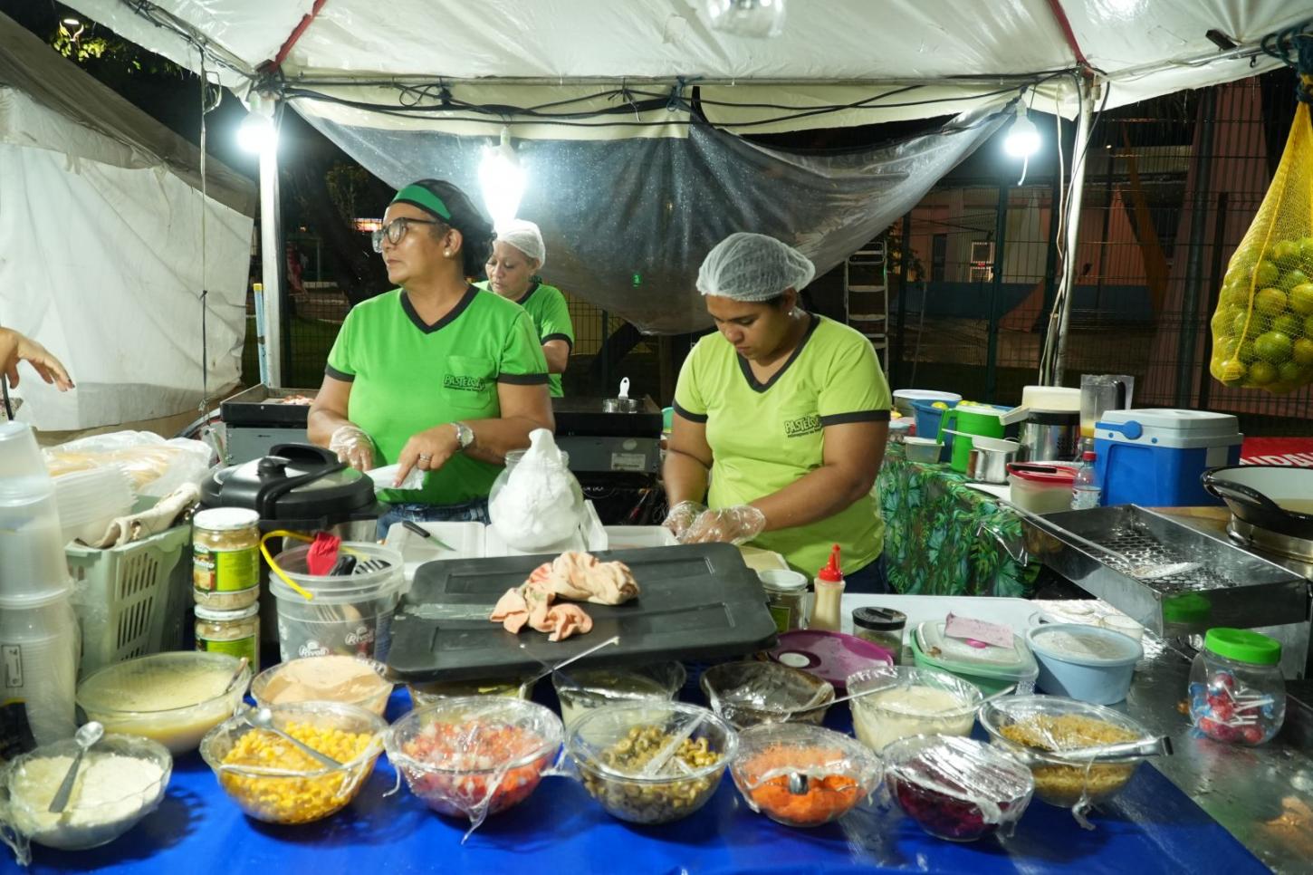 Impulsionamento de vendas e geração de renda fortalecem empreendedores na Páscoa no Parque