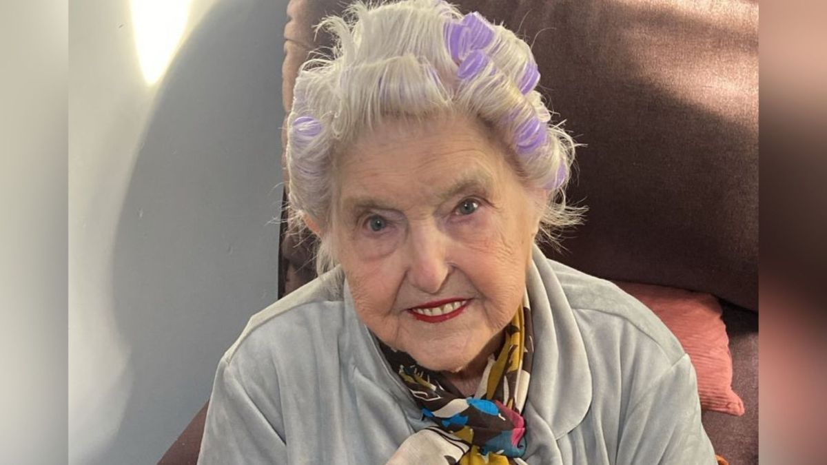Influenciadora Estelinha Bezerra, a “Rainha do Batom”, morre aos 96 anos