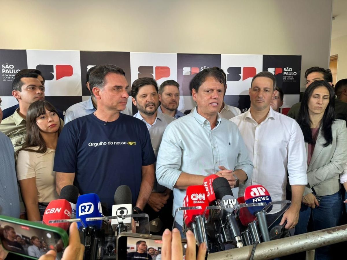 Lula é “mercadoria vencida” e apresenta “sinais de fadiga”, diz Flávio