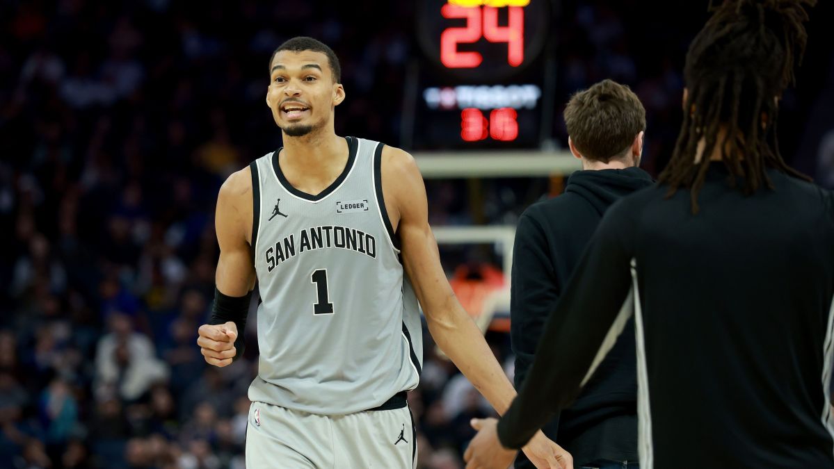 Na briga pelo MVP, Wembanyama domina e Spurs vencem Warriors na NBA