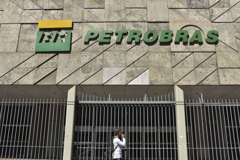 Petrobras nega defasagem nos preços e reforça política de reajustes