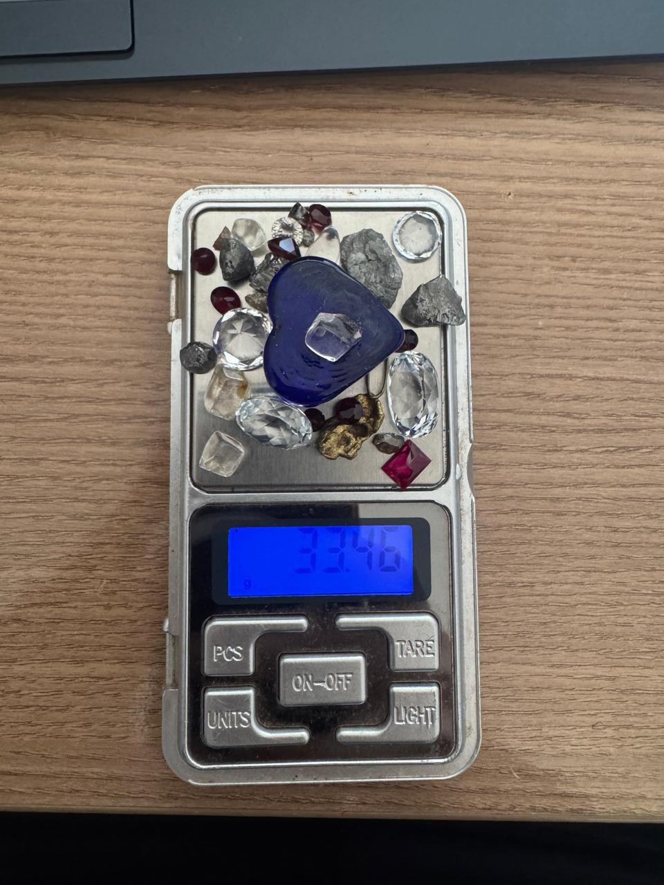 POLÍCIA FEDERAL atua contra mineração ilegal e comércio irregular de pedras preciosas