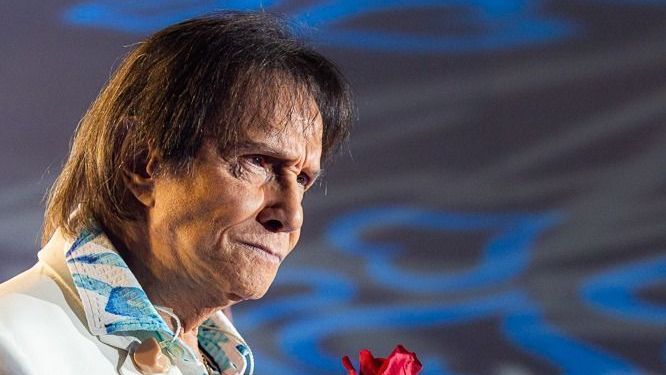 Roberto Carlos recebe homenagens de famosos em aniversário de 85 anos