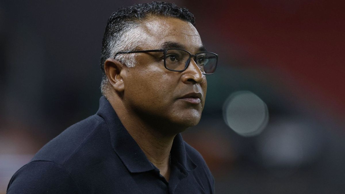 Roger Machado elogia desempenho do São Paulo mesmo com “estádio vazio”